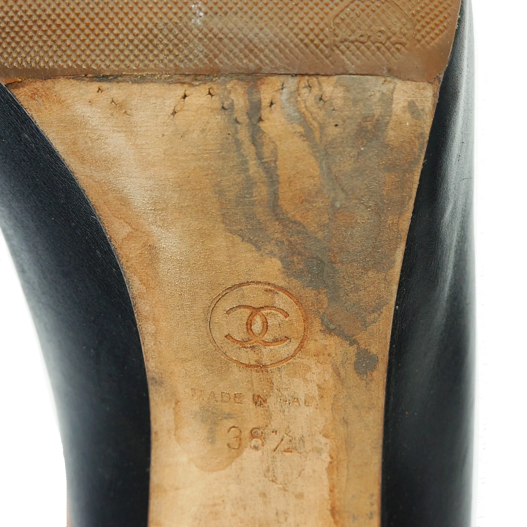 CHANEL 2015 CAMELLIA LEATHER PUMPS