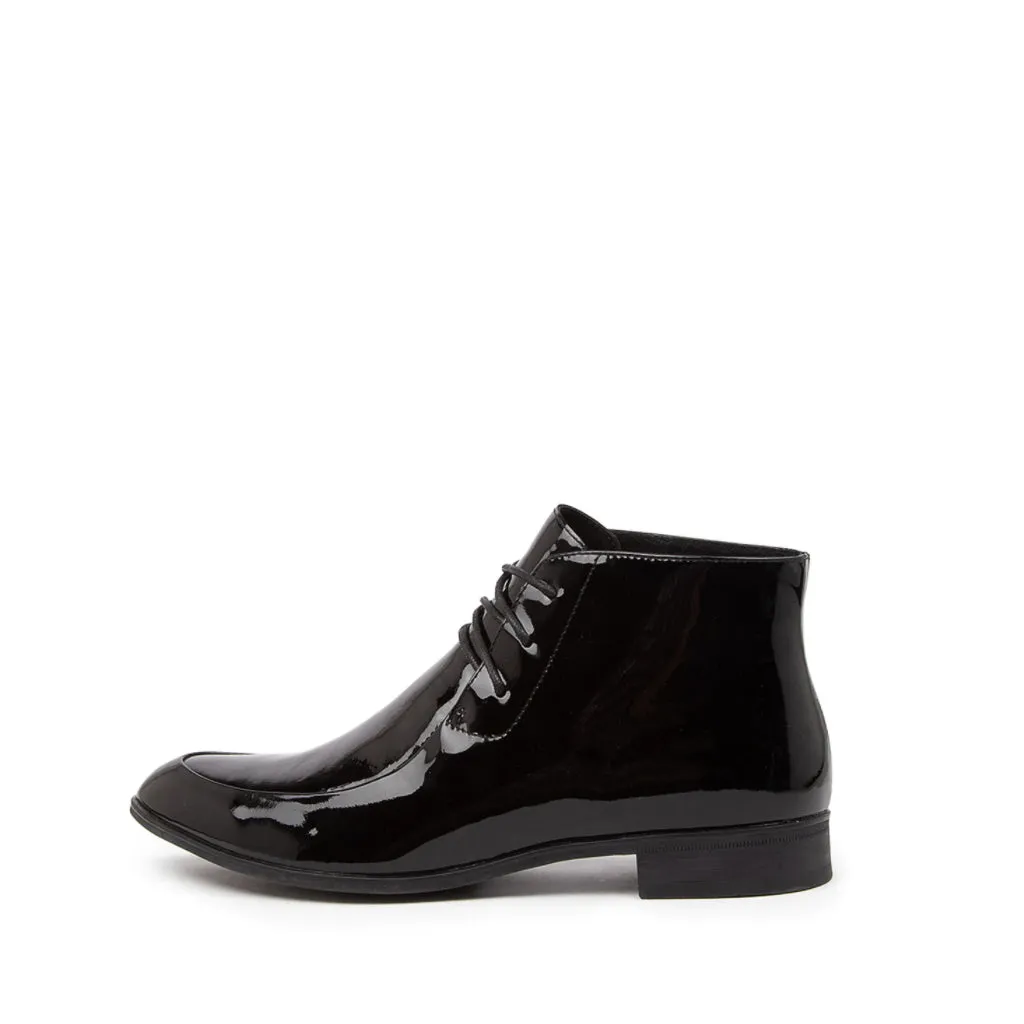 Django & Juliette Women's Goliath in Black