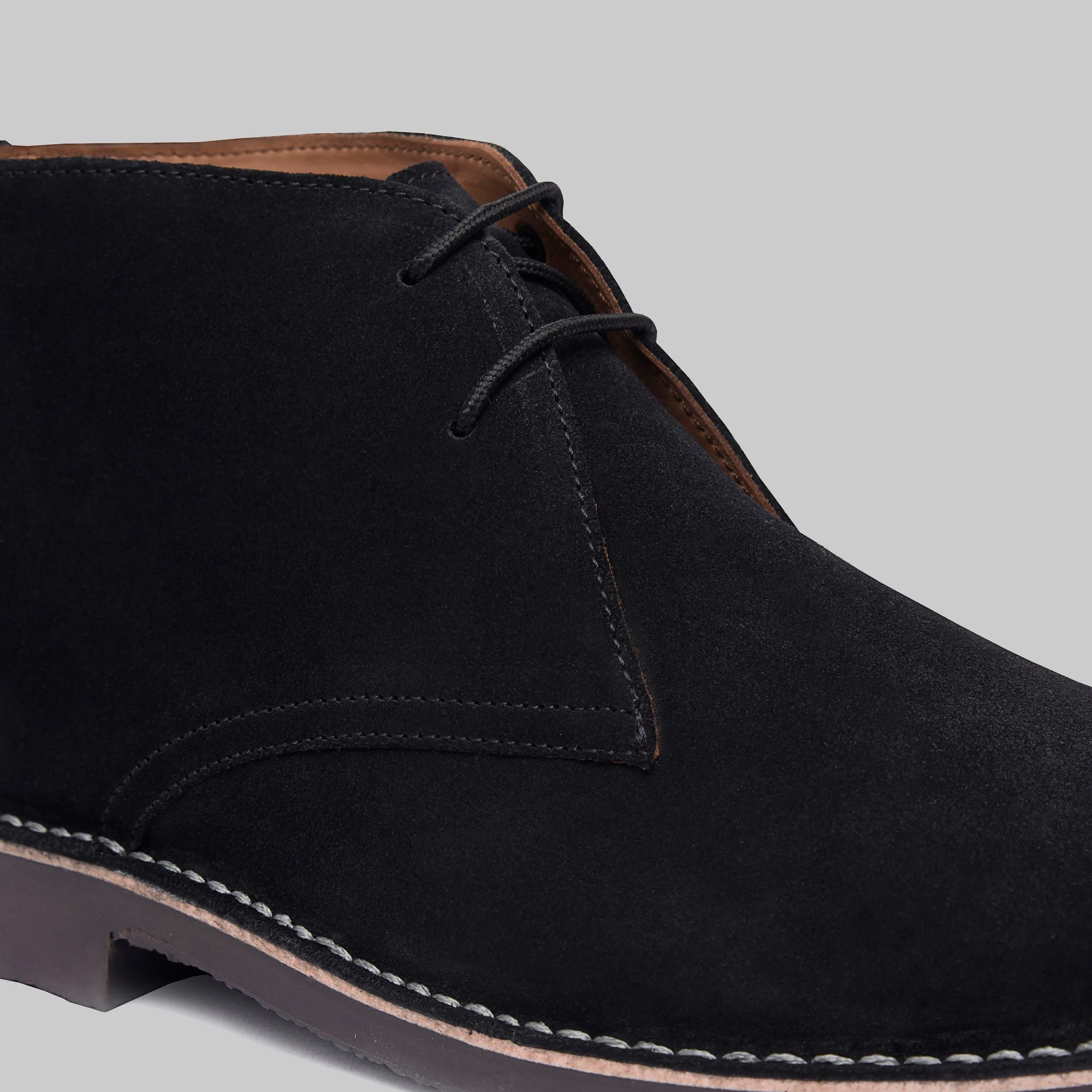 Lorenzo Suede Chukka Boots