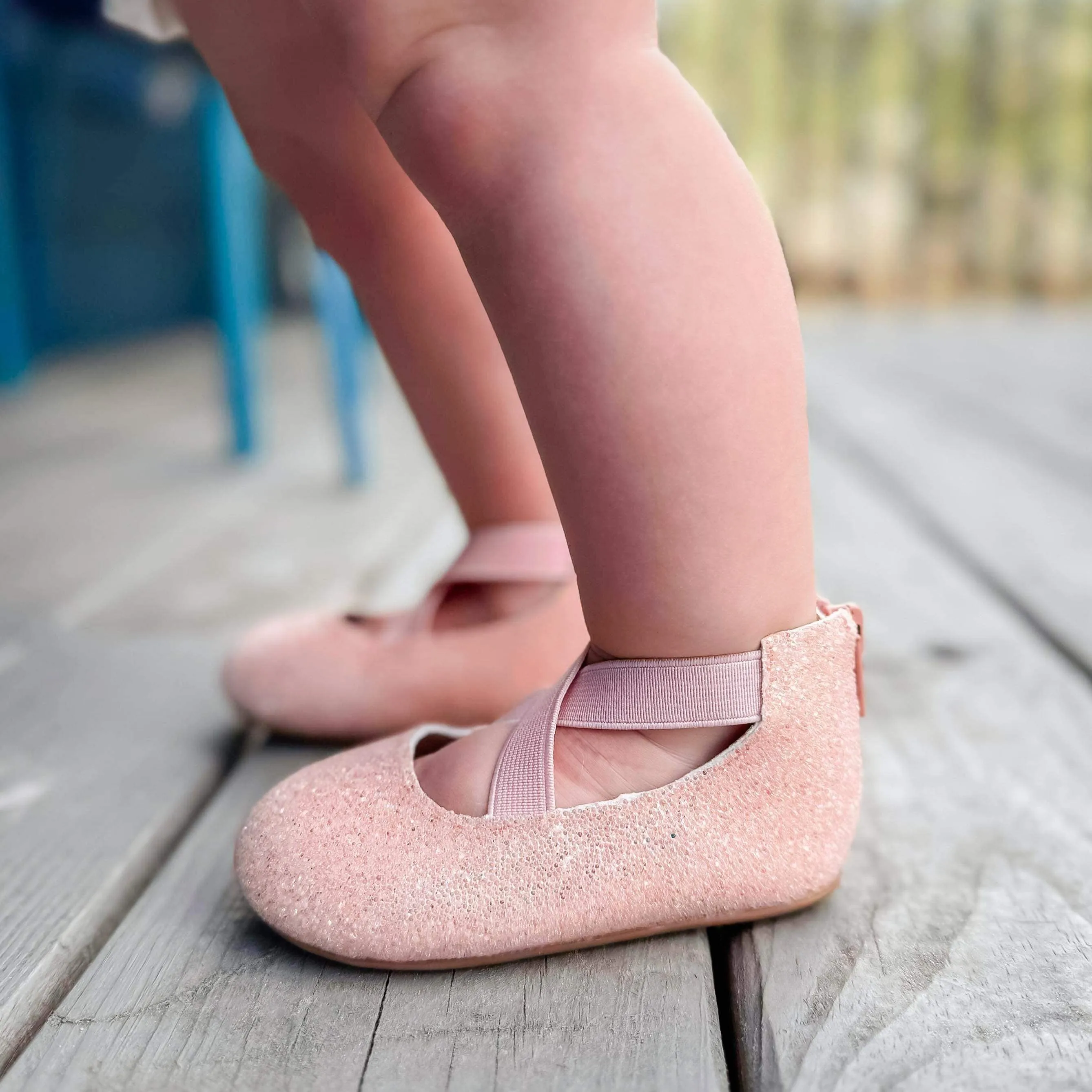 Peepin’ Peach Ballet Flats