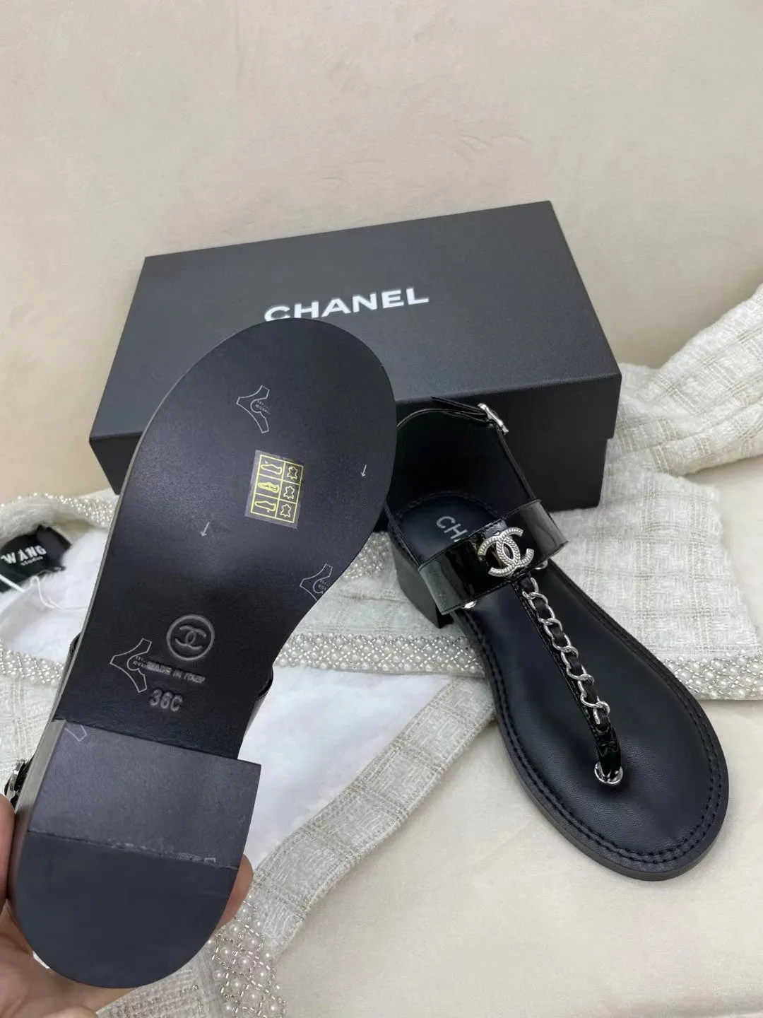 SE871 2022 CC Patent Calfskin Sandals / Size5-11