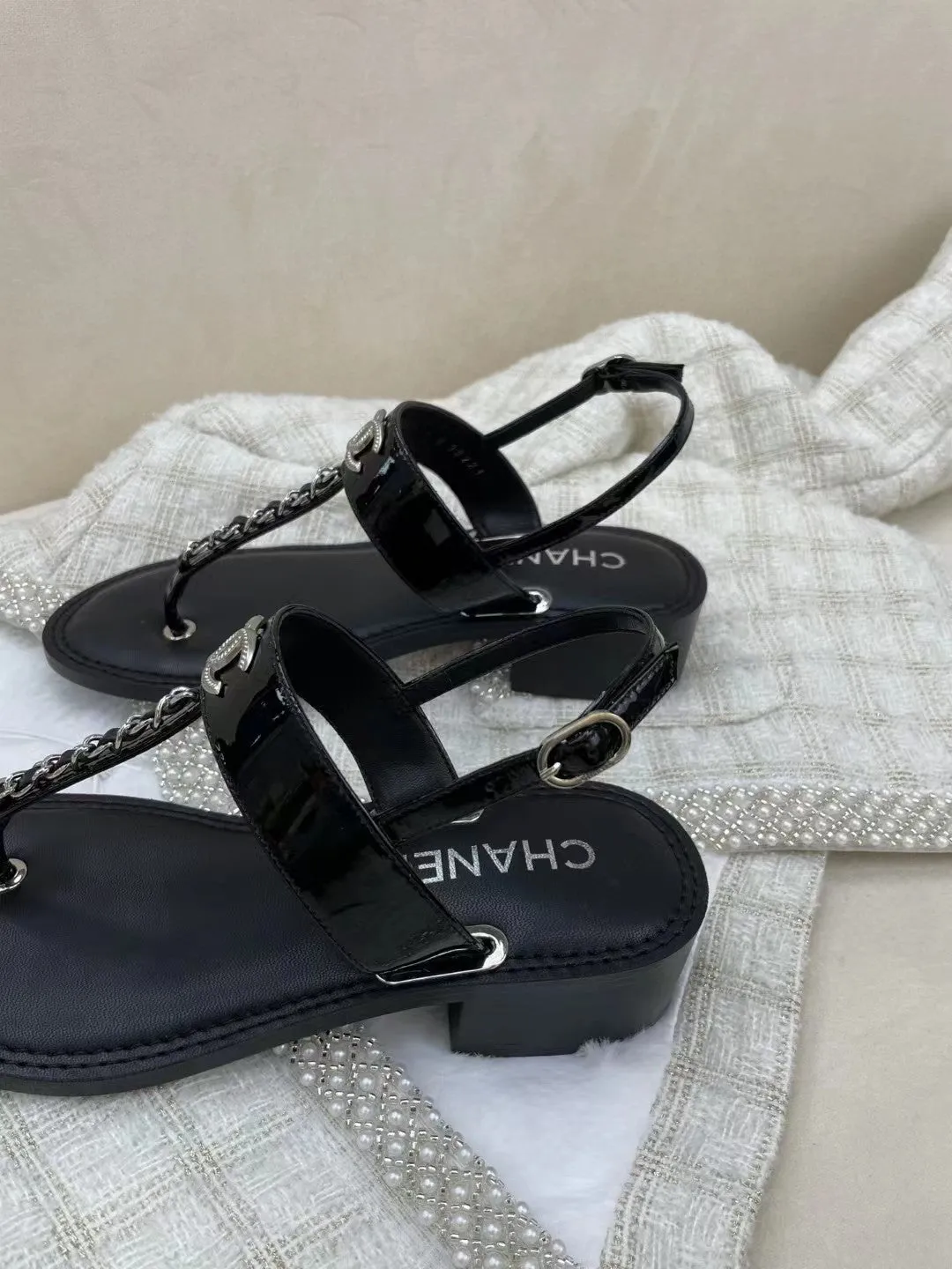 SE871 2022 CC Patent Calfskin Sandals / Size5-11
